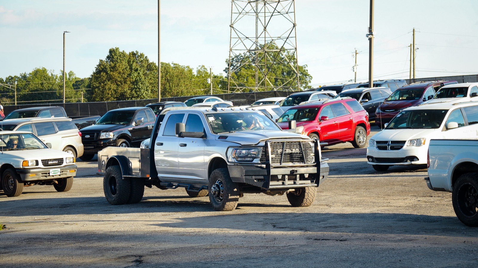 Atlanta East Auto Auction lot photography — photo 4